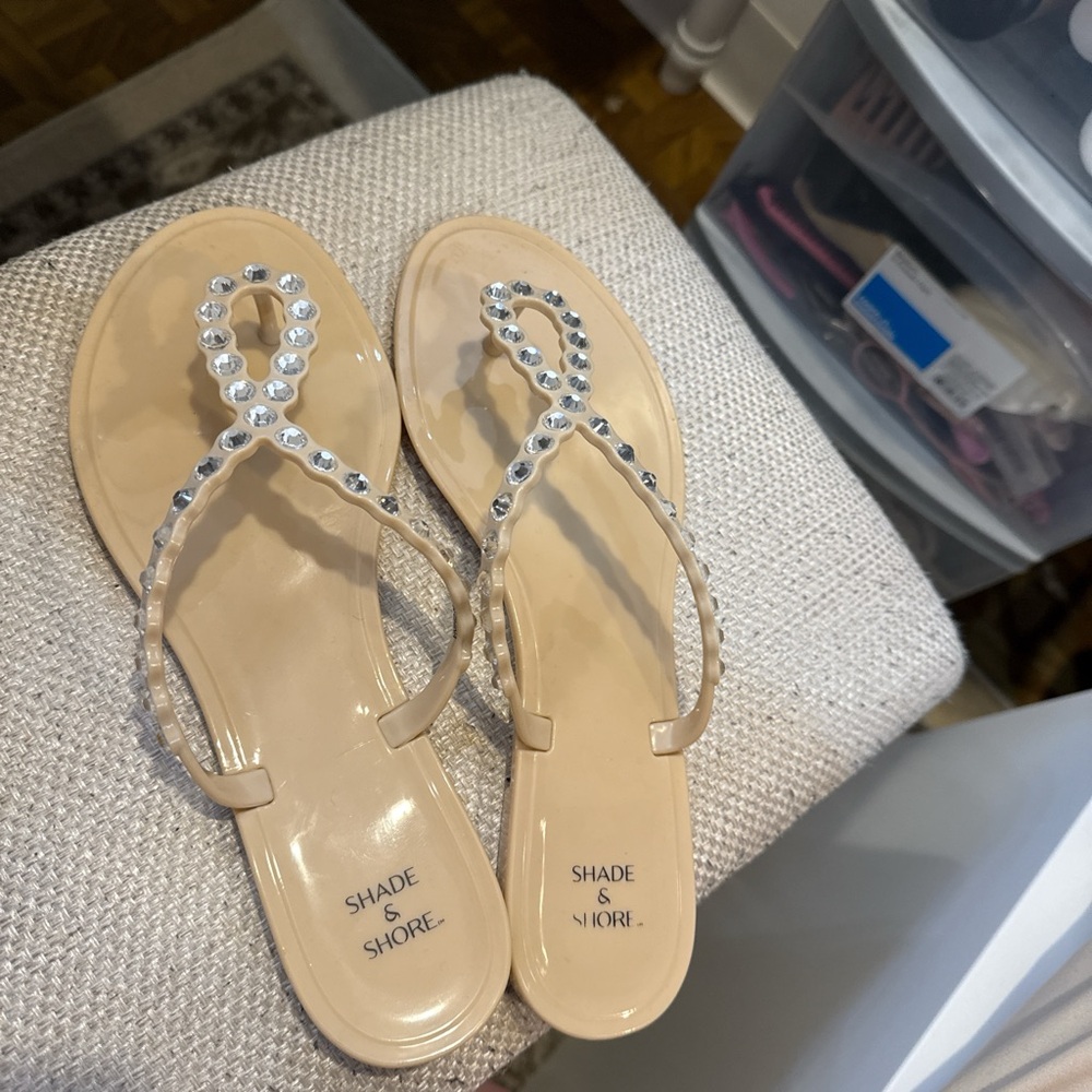 Shade & Shore Beige Sandals with Silver Details